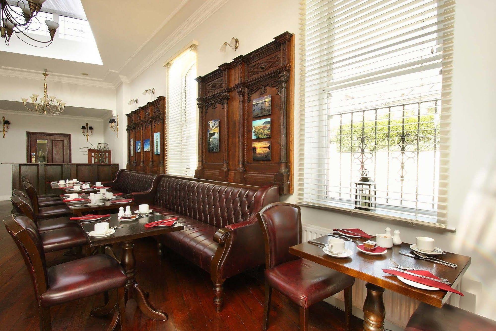 The Sands Hotel 特拉莫尔 外观 照片